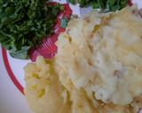 A picture of step 1 of Stuffed onion pokara.