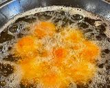 A picture of step 8 of Chicken Chilli Cheese Balls:.