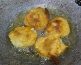 Foto langkah ke 4 dari resep Biskuit Goreng.