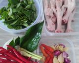 Foto langkah ke 1 dari resep Ceker Pedas Kemangi.