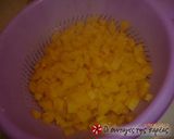 A picture of step 1 of Pear jam.