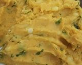 A picture of step 2 of Mix pakode.