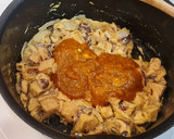 Foto del paso 4 de la receta: Carrilleras ibéricas en salsa de setas a la mostaza