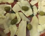 Foto del paso 5 de la receta: Pizza con tomate y albahaca 🌿