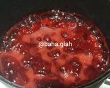 Foto langkah ke 1 dari resep Es Susu Strawberry.