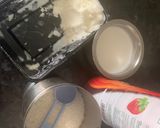 A picture of step 1 of Strawberry cream.