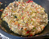Foto del paso 4 de la receta: Arroz con pollo y setas