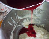 Foto del paso 3 de la receta: Mousse de frutilla y gelatina