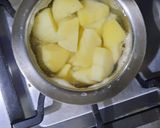 A picture of step 2 of Khatty aloo.