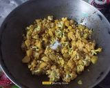 A picture of step 3 of Aloo Gobhi Dry (Punjabi Style).