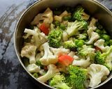 A picture of step 1 of Mix vegetables spicy korma.