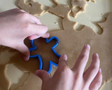 Foto del paso 4 de la receta: 🎄Galletitas Navideñas de Jengibre, canela y miel 🍯