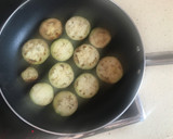Foto del paso 4 de la receta: Berenjena, tomate especiado y rulo de cabra