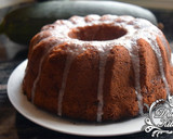 Foto del paso 5 de la receta: Bizcocho de calabacín con glaseado de limón
