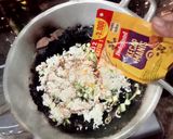 Foto langkah ke 3 dari resep Nasi Goreng Bawang Bombay.