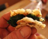 Foto del paso 3 de la receta Sanguche de torrejas de arroz con espinaca