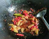 Foto langkah ke 2 dari resep Jengkol Pedas Daun Jeruk.