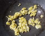 Foto langkah ke 1 dari resep Nasi goreng mentega.