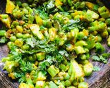 A picture of step 3 of Lilva beans Broccoli bhaji.