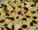 Foto langkah ke 4 dari resep Old-fashioned raisin bread pudding.
