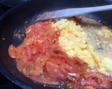 A picture of step 9 of Mashed potatoes (sided with tomato eggs) 🥔.