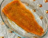 A picture of step 2 of Salmon Gravlax.