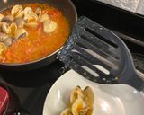 รูปขั้นตอนการทำที่ 7 ของ สปาเกตตีหอยตลับ (Vongole)