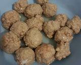 Foto langkah ke 4 dari resep Semur Bola Daging Mudah.