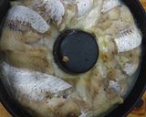 Foto del paso 14 de la receta: Budín de merluza relleno con crema de puerros al roquefort
