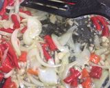 Foto langkah ke 2 dari resep Tumis Kangkung Udang.