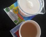 Foto del paso 2 de la receta: Gelatina de yogurt sabor fresa