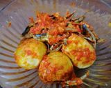Foto langkah ke 5 dari resep Balado telur teri.