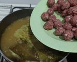 Foto langkah ke 6 dari resep 16. Sayur Kacang Merah Bola Daging.
