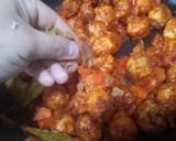 Foto del paso 8 de la receta: Albóndigas de merluza con tomate