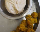 कचोरी चाट+ मिनी गोटा कचोरी (kachori chaat recipe in marathi) रेसिपी स्टेप 2 फोटो