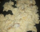 A picture of step 2 of Crunchy egg sandwich.