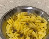A picture of step 2 of Chilli potato.