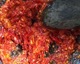 Foto langkah ke 3 dari resep Sambal pelengkap ayam/ ikan {Goreng/Bakar}.