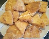 A picture of step 1 of Fried triangle yam.