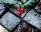 A picture of step 7 of Vickys Christmas Brownies, GF DF EF SF NF.