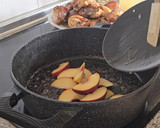 Foto del paso 4 de la receta: Pollo con Melocotón