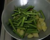 সজনে ডাটা বড়ি আলু পোস্ত "বাঙালি স্টাইলে" (sojne data aloo posto recipe in Bengali) রেসিপির ধাপ 5 ছবি