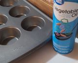 A picture of step 2 of Cinnamon Raisin Muffins.