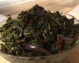 A picture of step 8 of Spinach salad.