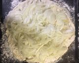 Foto del paso 2 de la receta: Clásica Fugazza a la piedra