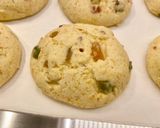 Foto del paso 7 de la receta: Galletas de maicena con frutas confitadas y pasas al ron