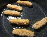 Φωτογραφία βήματος 6 της συνταγής Τραγανά sticks από χαλούμι, αυγό και αλεύρι καλαμποκιού
