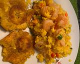Foto del paso 6 de la receta: Arroz con camarones y patacones