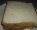 A picture of step 2 of Caramel bread pudding.