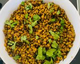 A picture of step 3 of Chhuta mung beans.